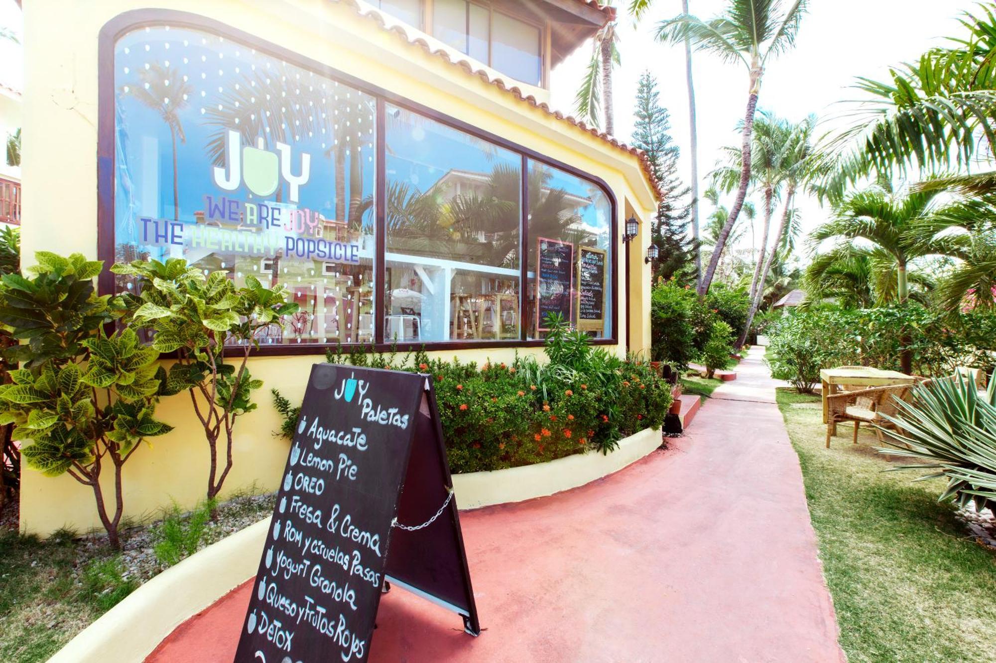 Aventura Villas Los Corales Beach And Spa Punta Cana Exterior photo