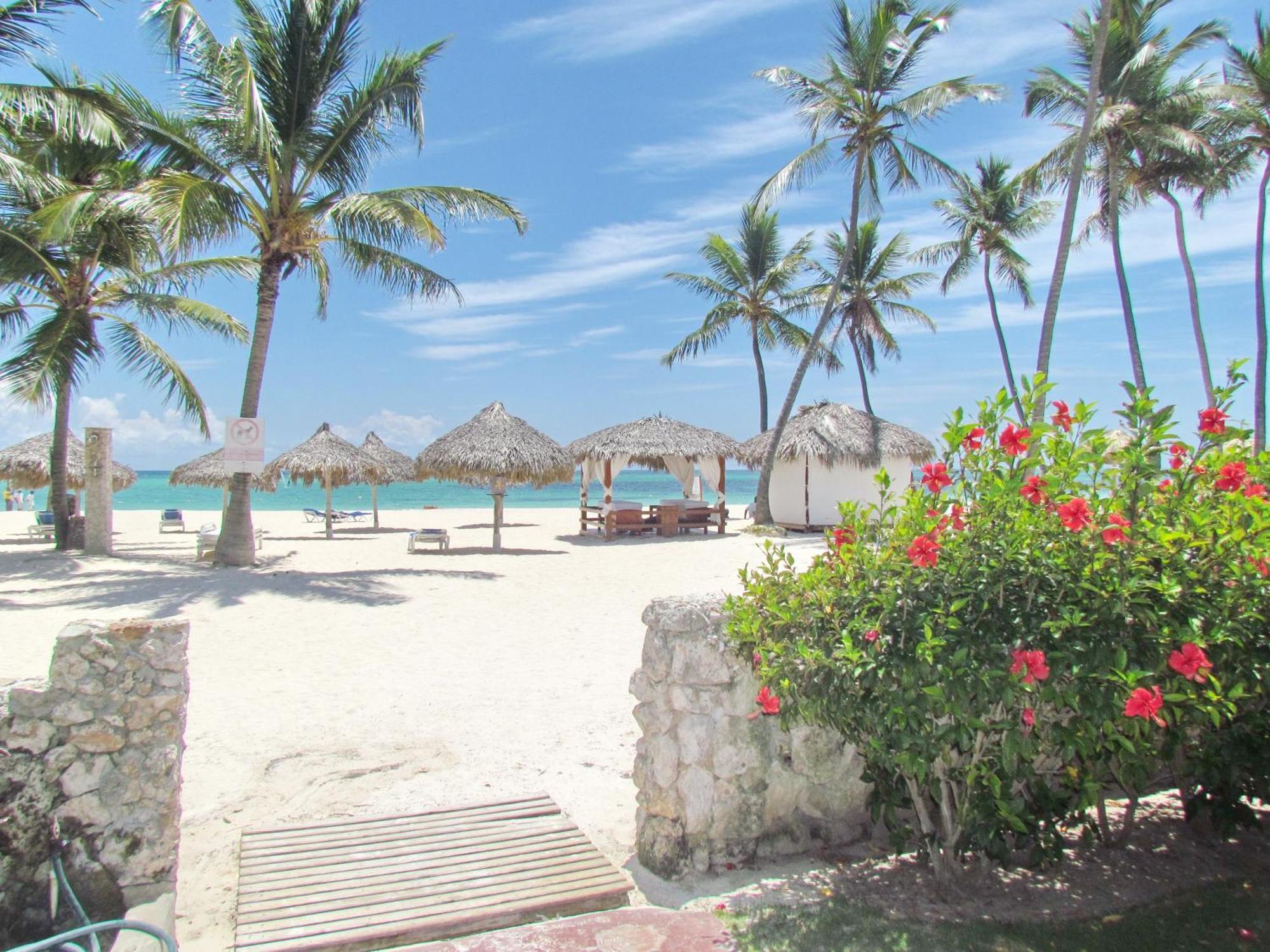 Aventura Villas Los Corales Beach And Spa Punta Cana Exterior photo